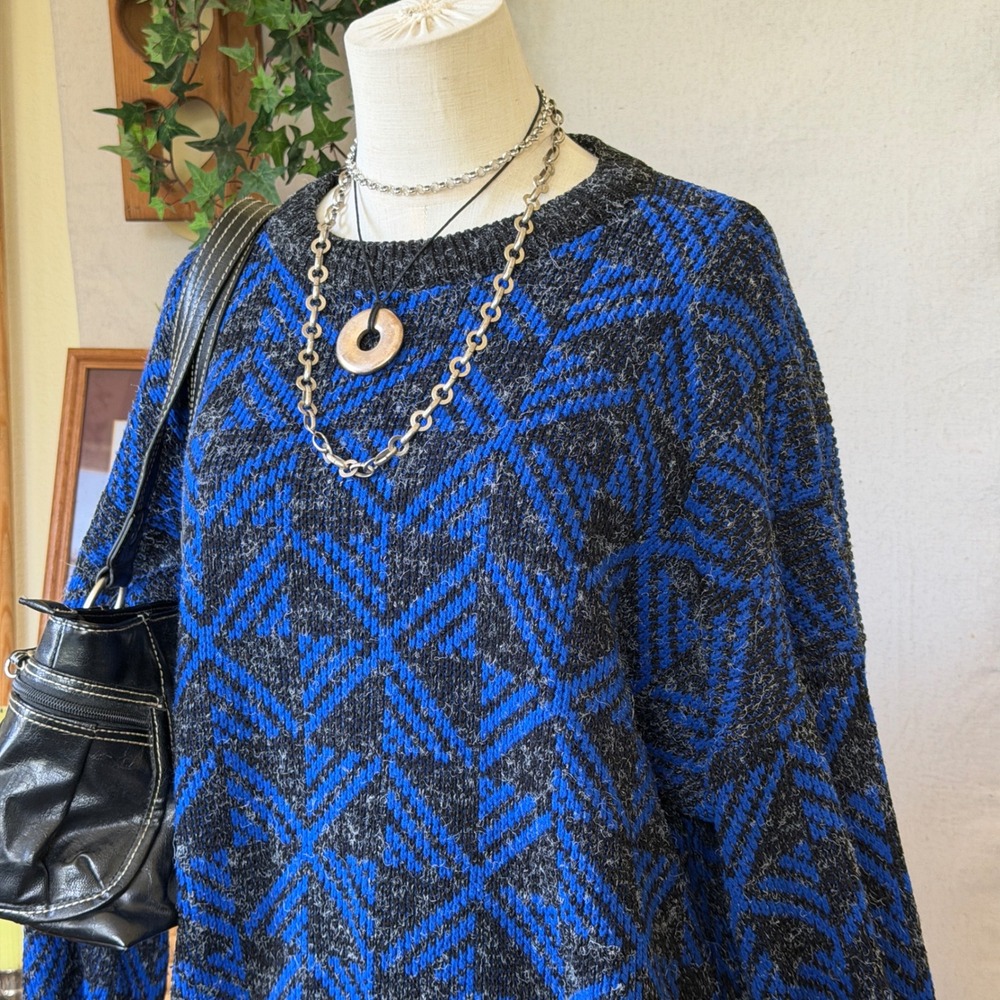 Vintage Bright Geometric Diamond Knit Sweater Blue Grey XL Made in USA Crewneck - Picture 6 of 6